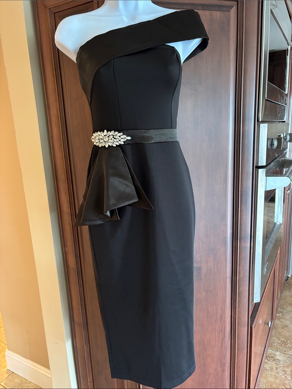 Black One-Shoulder Sheath Dress with Jeweled Belt